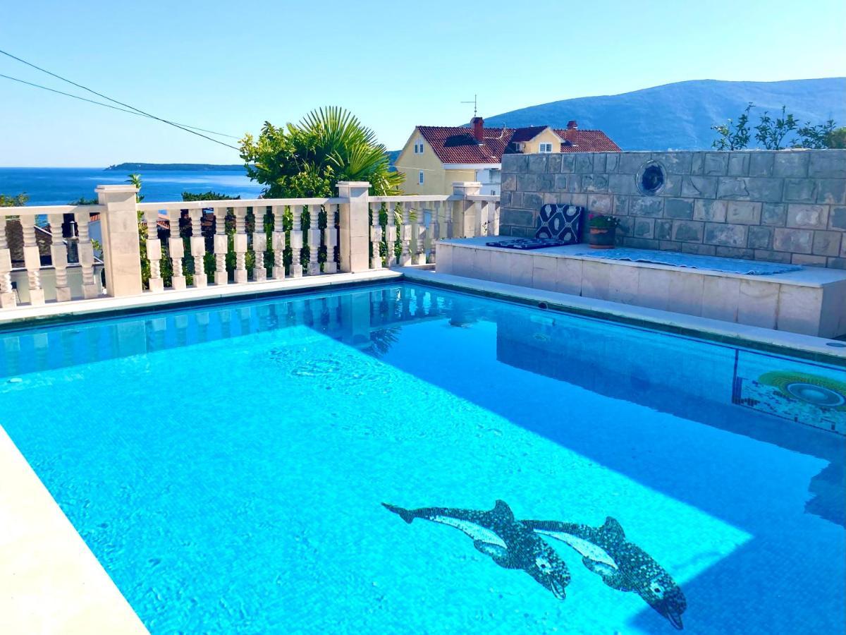 Guest House Vila Eli แฮร์เซ็ก-โนวี ภายนอก รูปภาพ