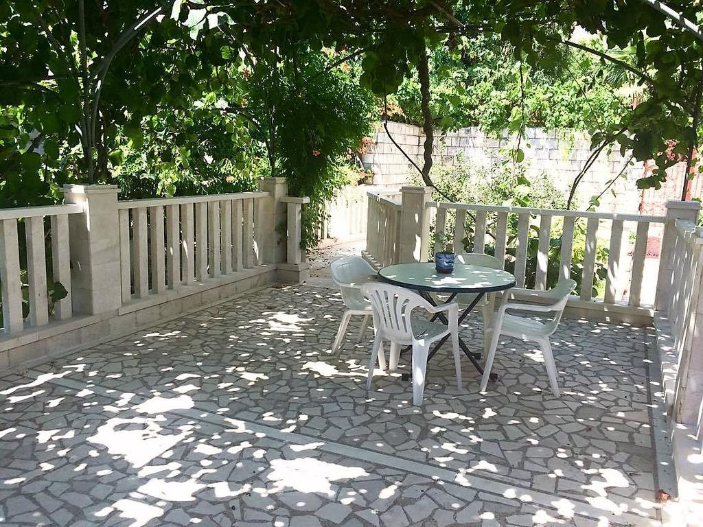 Guest House Vila Eli แฮร์เซ็ก-โนวี ภายนอก รูปภาพ