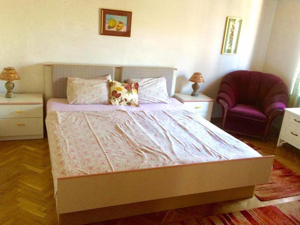 Guest House Vila Eli แฮร์เซ็ก-โนวี ภายนอก รูปภาพ