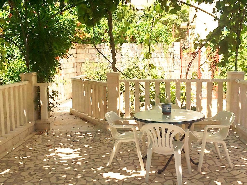 Guest House Vila Eli แฮร์เซ็ก-โนวี ภายนอก รูปภาพ